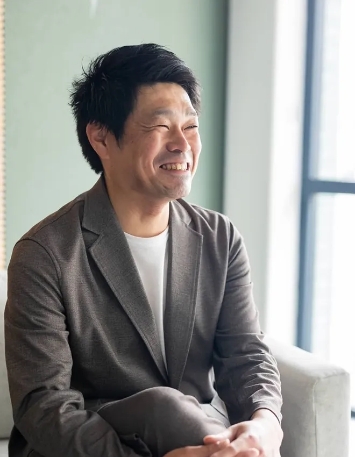 代表　笠松隆宏
